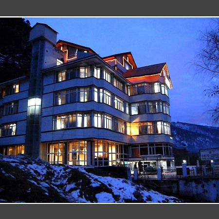 Hotel Out Town Манали Экстерьер фото